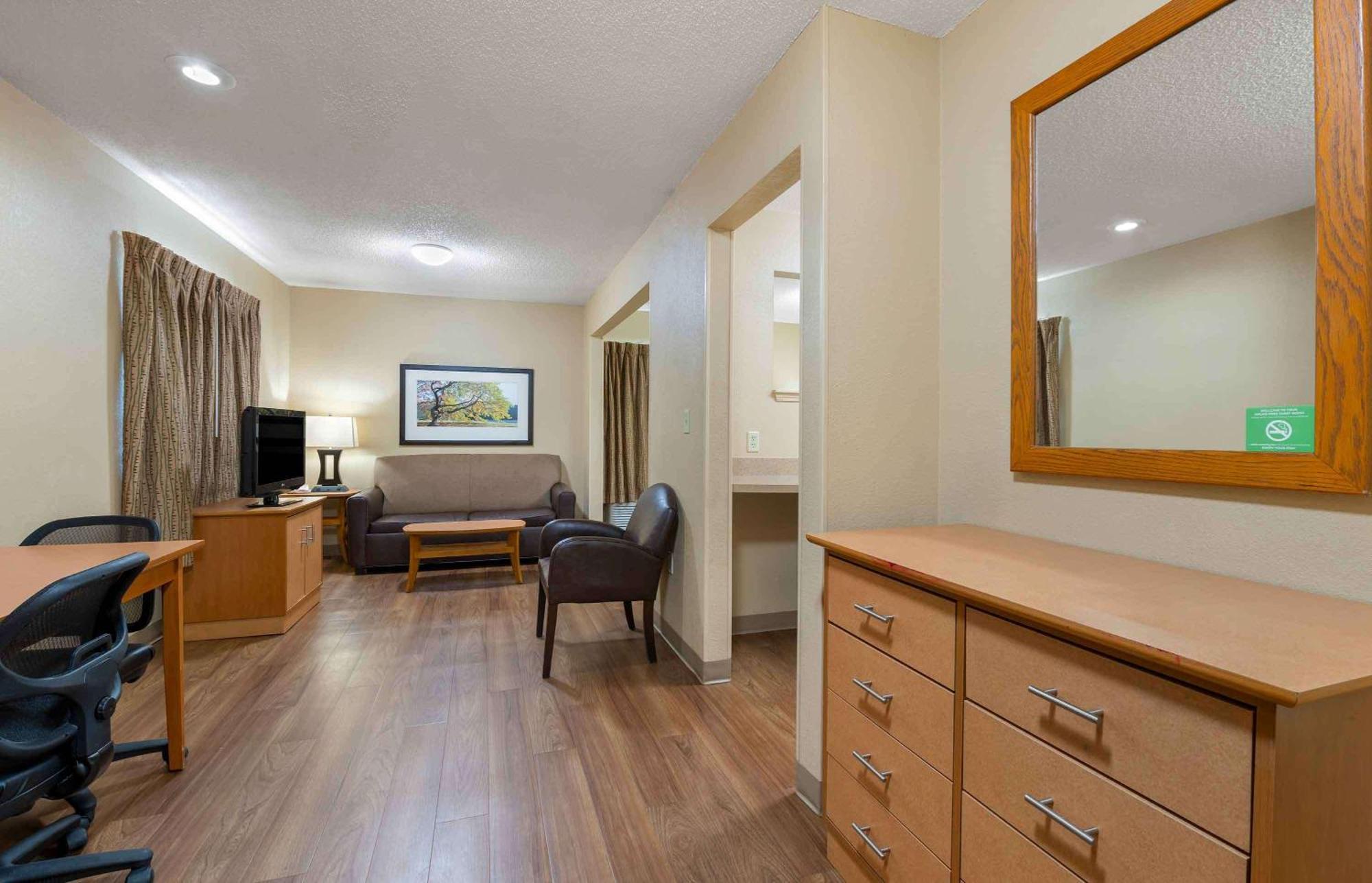 Extended Stay America Suites - Chicago - Lombard - Yorktown Center Εξωτερικό φωτογραφία